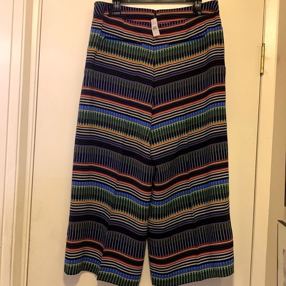 NWT  Wide leg Graphic print Trousers